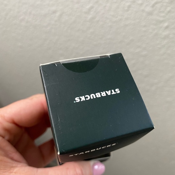 Starbucks green studded cold cup keychain New - Picture 3 of 3